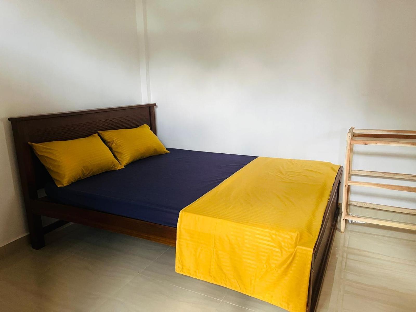J & J Homestay Jaffna Exterior foto